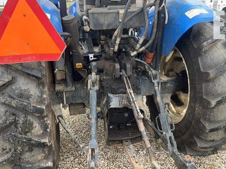 new-holland-tn65-image-5