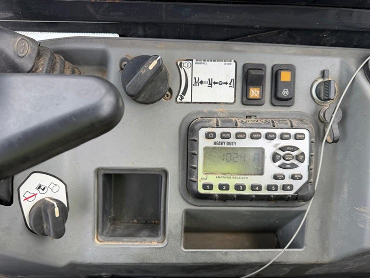 2022-bobcat-e50-image-29