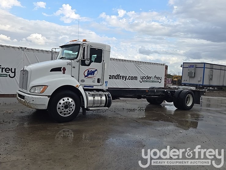 kenworth-t370-image-1