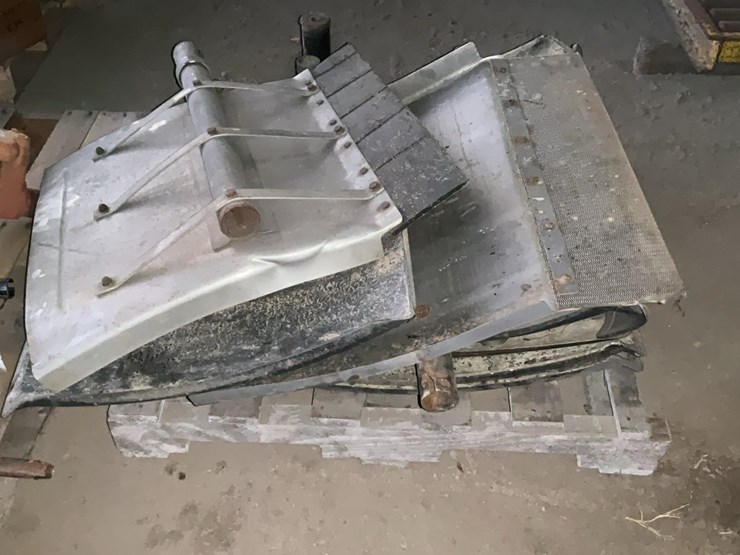 #548-•-truck-fenders-image-3