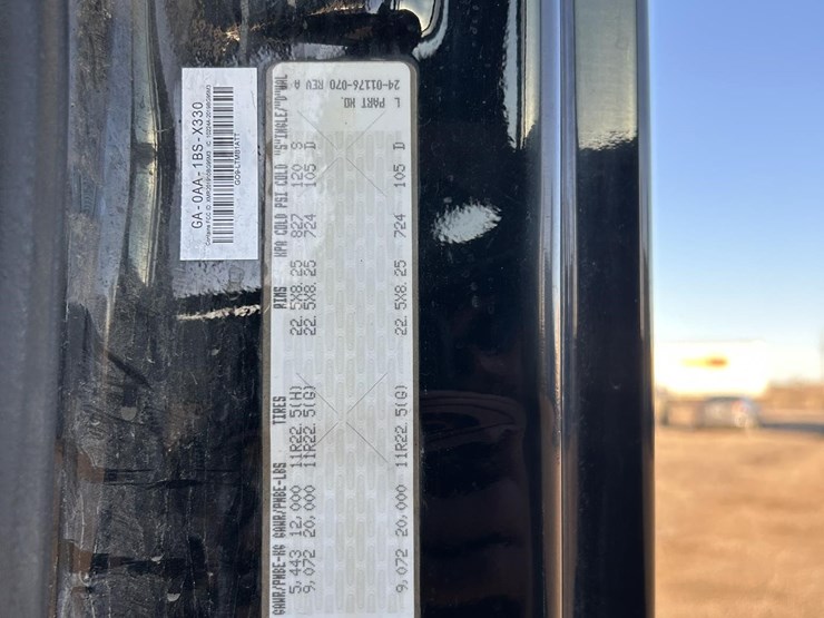 2012-freightliner-cascadia-125-image-19