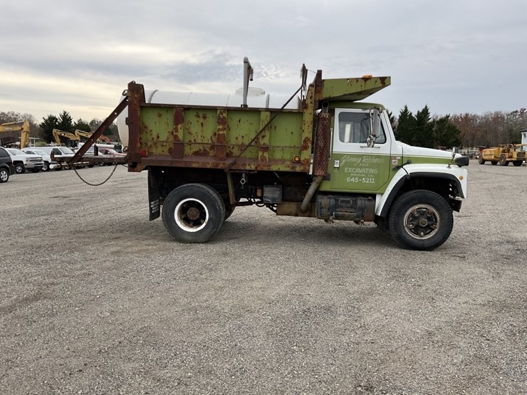 1995-international-s1900-image-3