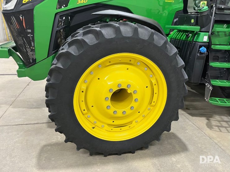 john-deere-8r-340-image-42