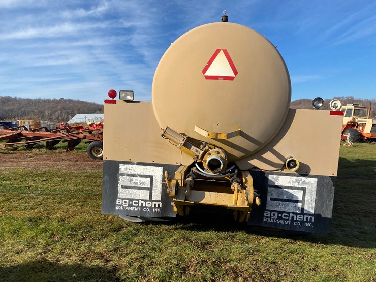 #1300-•-ag-gator-2004-injector-applicator-(colfax,-wi)-image-9