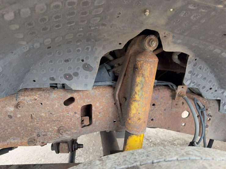 2004-ford-f450-image-33