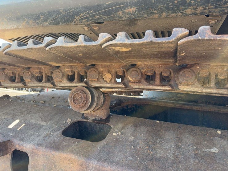 hitachi-225-excavator-image-12