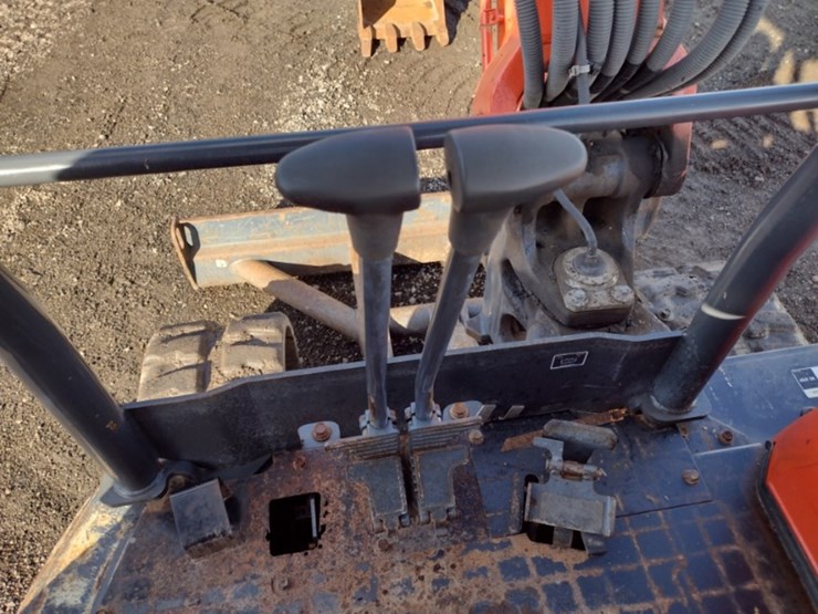 kubota-kx121-3-image-7