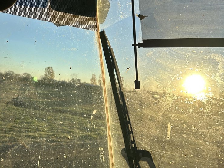 2014-case-721f-xr-image-72