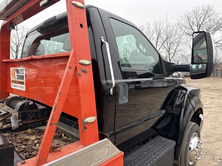 2007-ford-f650-image-28