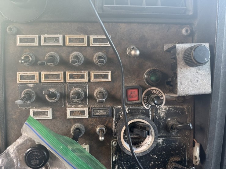 1989-kenworth-t600-image-62