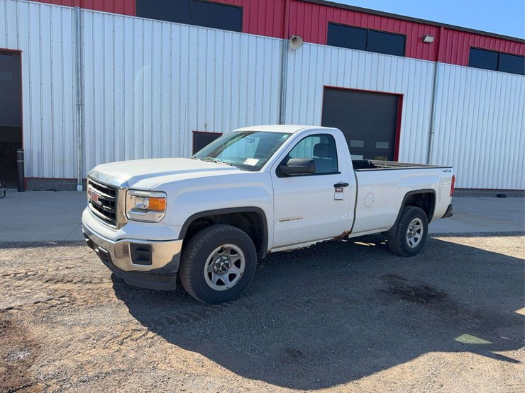 2014-gmc-sierra-1500-image-1