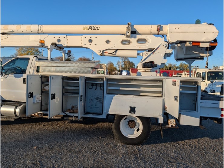 2015-ford-f750-image-16