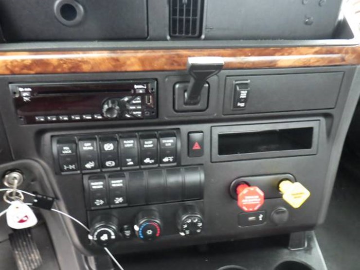 2018-international-lt-image-17