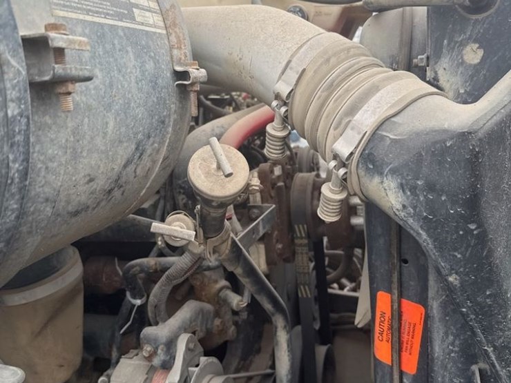 1995-ford-l9000-image-9