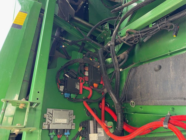 2013-john-deere-s670-image-66