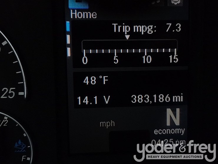 2019-freightliner-cascadia-126-image-47