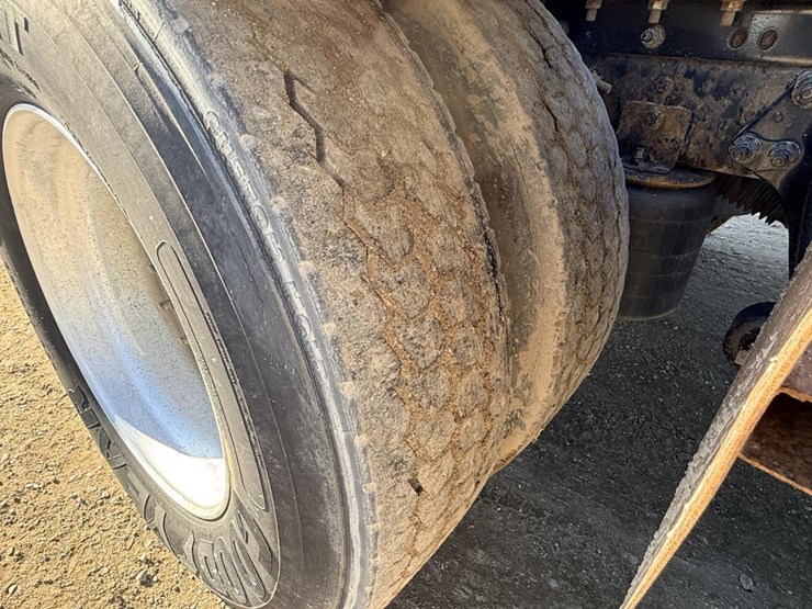 2017-international-prostar-image-31