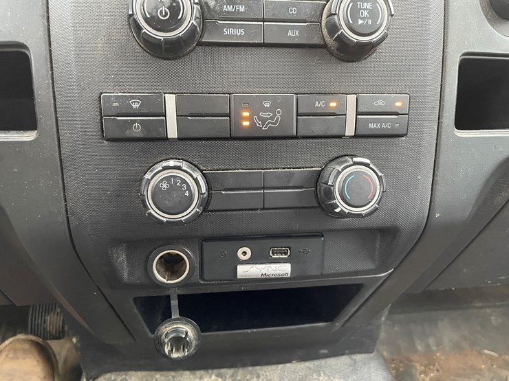 2013-ford-f150-image-38