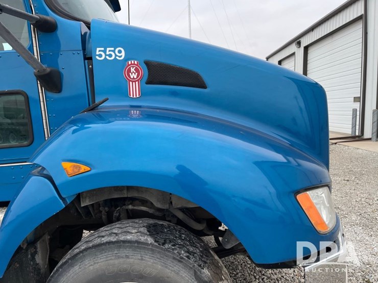 kenworth-t440-image-26