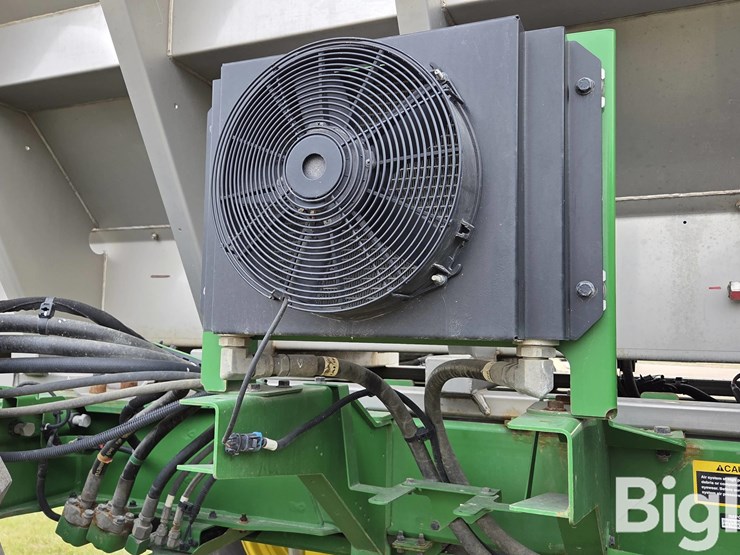 john-deere-600r-image-18