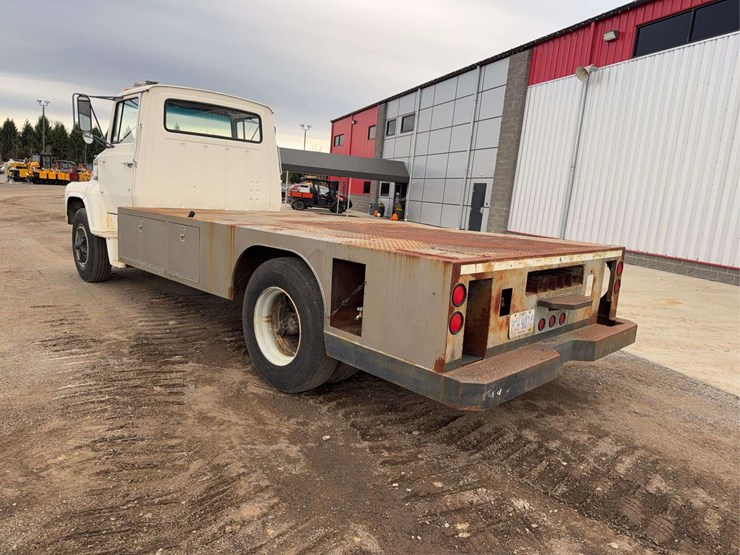 1981-ford-ln700-image-4