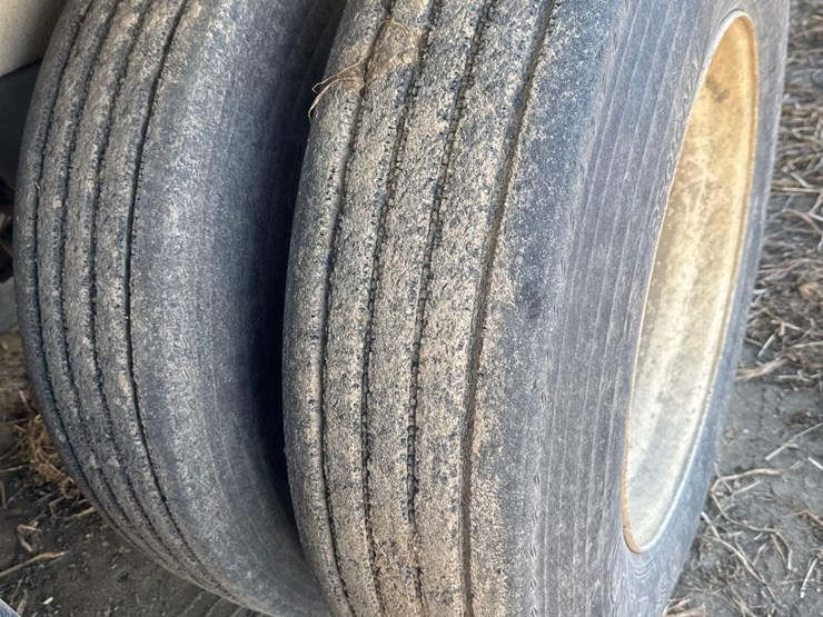 2010-imco-silage-trailer-image-16