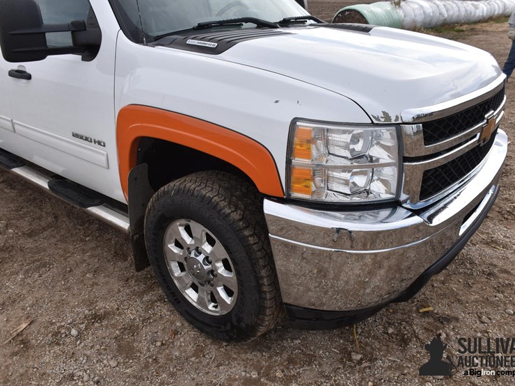 chevrolet-silverado-2500-image-18