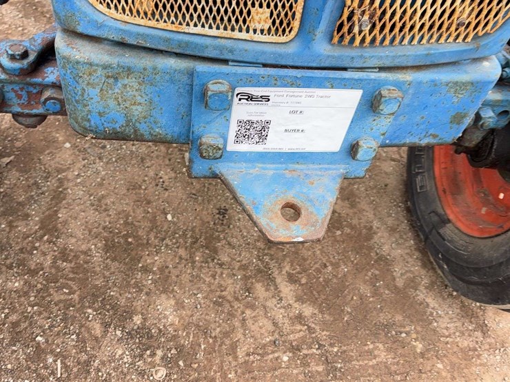 ford-tractor-image-23