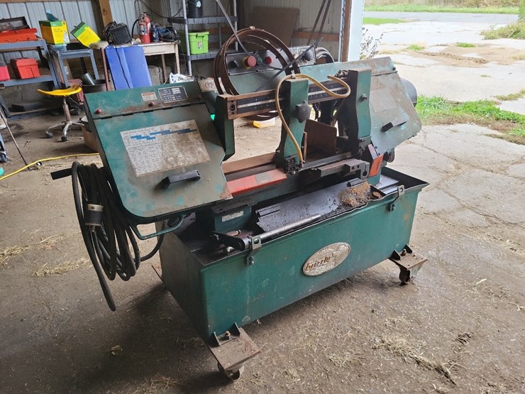grizzley-69744--band-saw-on-wheels-w/coolant-image-1