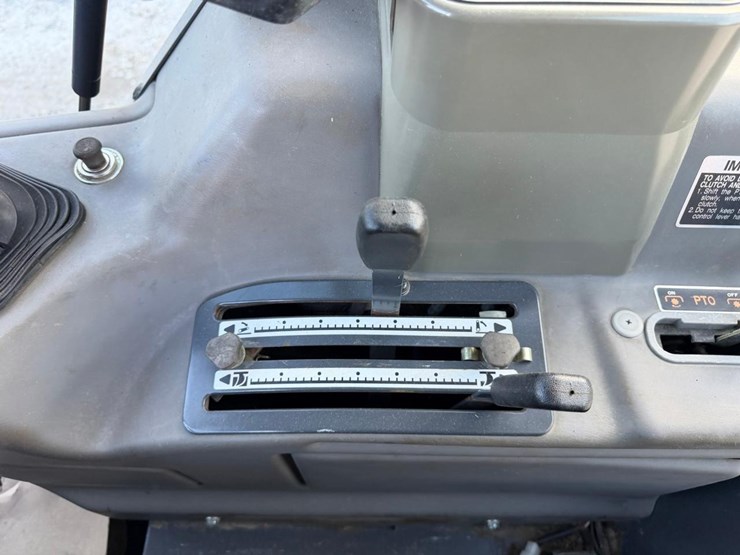 kubota-m108s-image-30