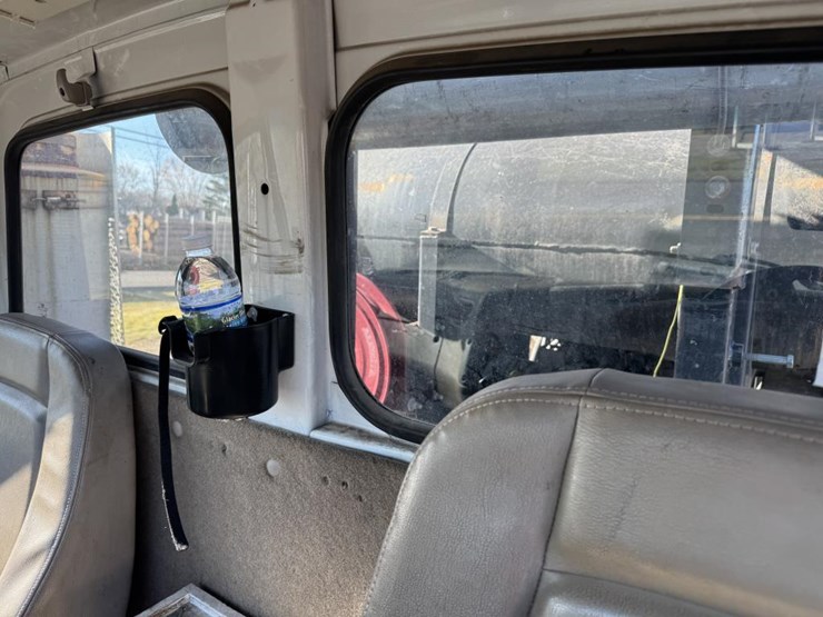 2002-vactor-2100-image-81