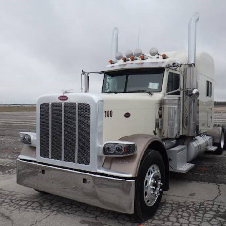 PETERBILT 389