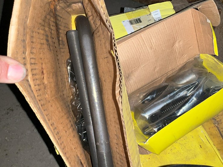 #550-•-truck-parts-image-3