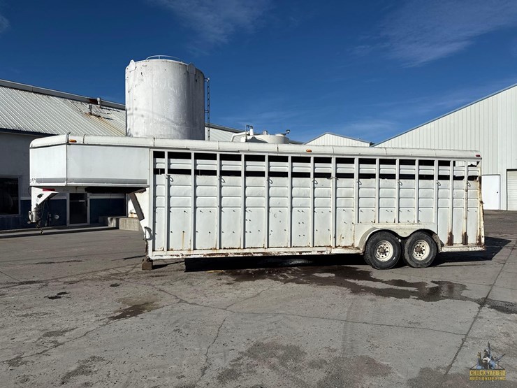 2003-american-fd-221-stock-trailer-image-2