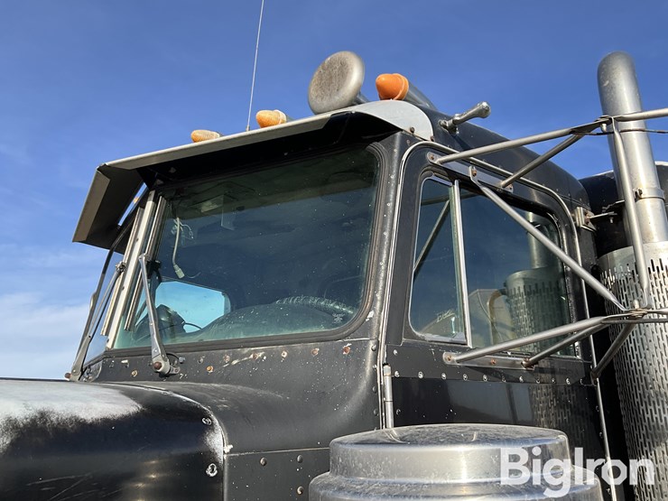 1987-peterbilt-359-image-12