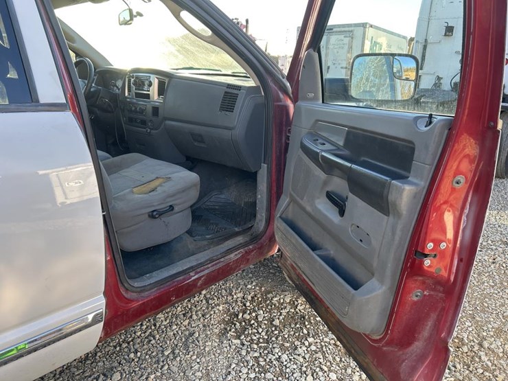 2008-dodge-3500-image-42