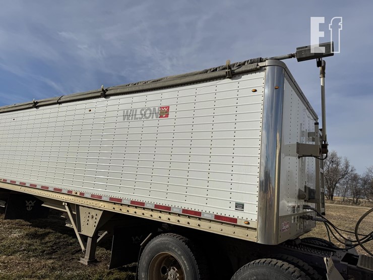 2014-wilson-grain-trailer-image-7