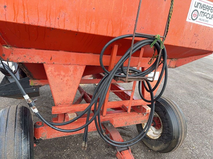 unverferth-15'-hydraulic-seed-auger-image-6