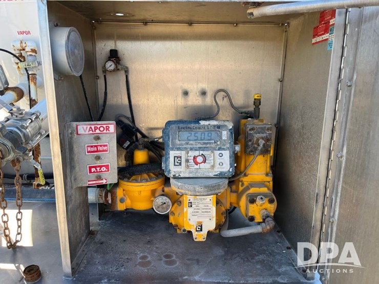 2007-sterling-acterra-image-39