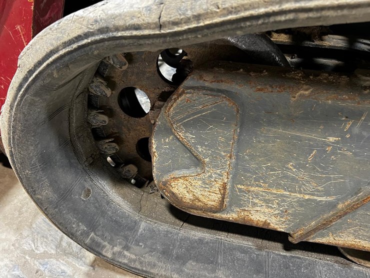 2022-takeuchi-tl8r2-image-13