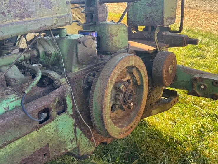 john-deere-b-image-11