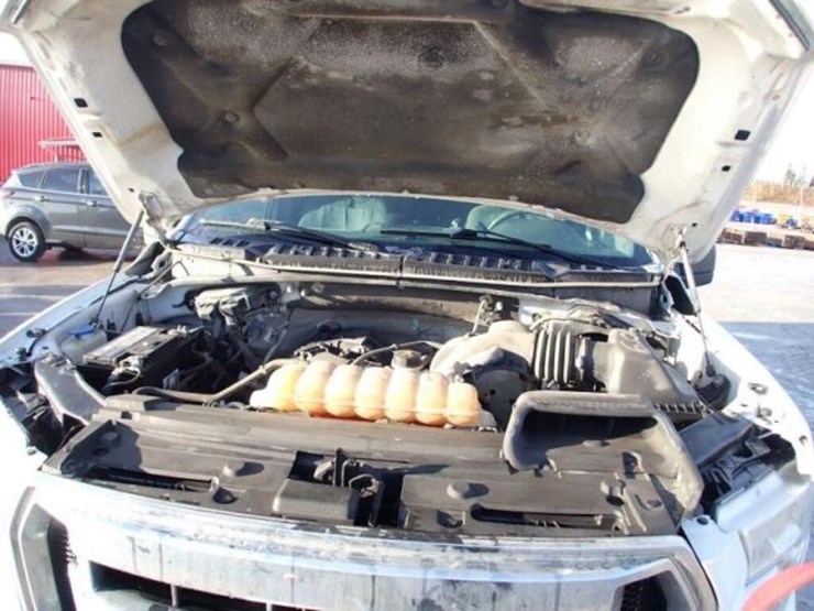 ford-f150-xlt-image-29