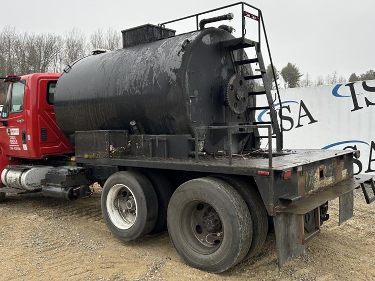 2011-international-durastar-4400-image-3