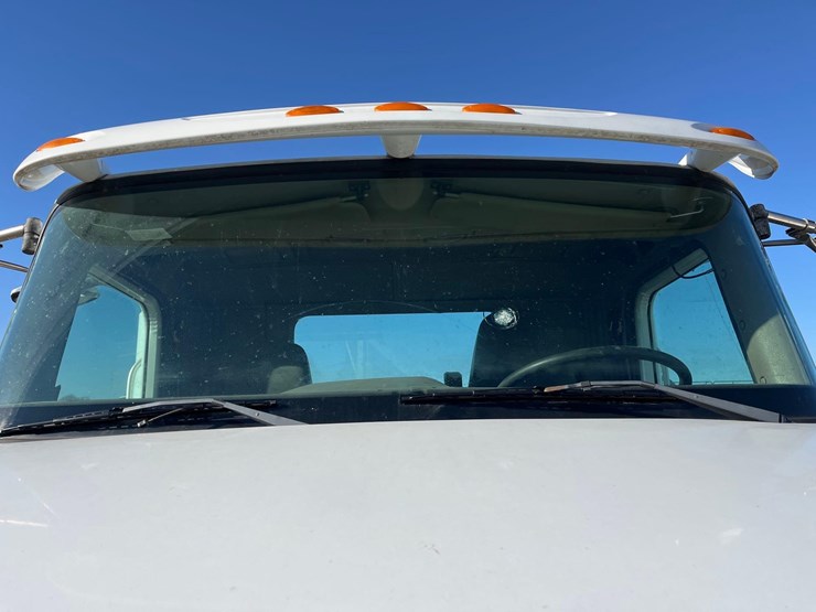 2005-international-9200i-image-15