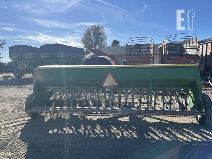 john-deere-8200-image-5