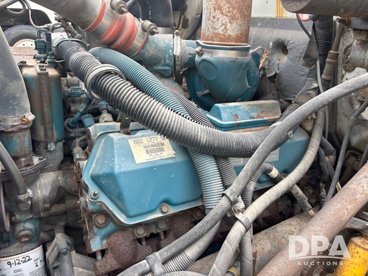 2000-international-4700-image-28