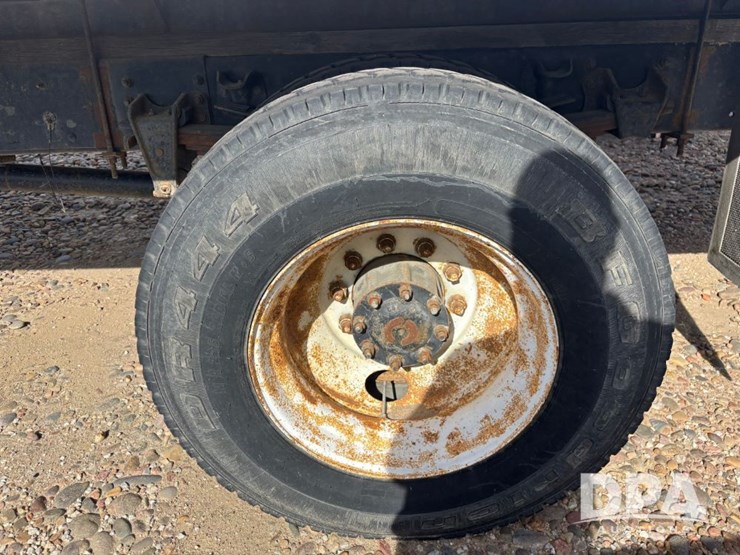 freightliner-fl106-image-29