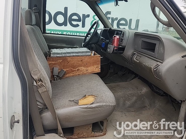 2000-chevrolet-2500-image-17