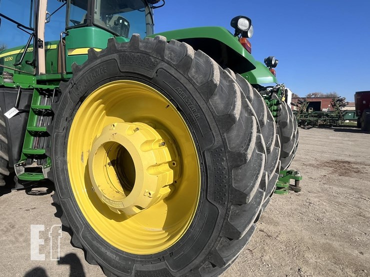 john-deere-9230-image-35