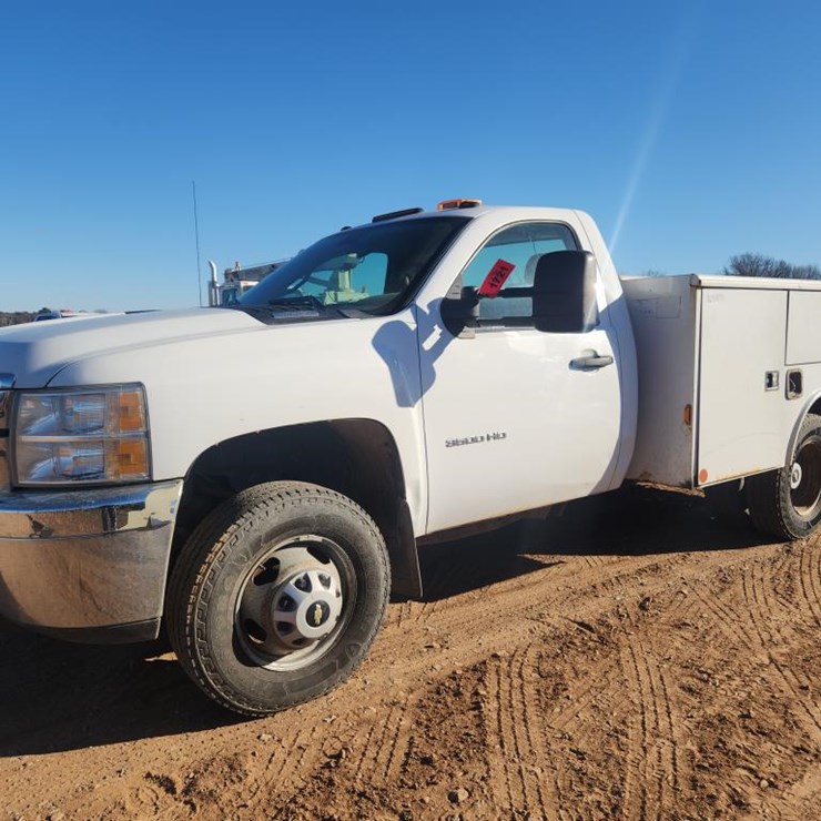 CHEVROLET 3500